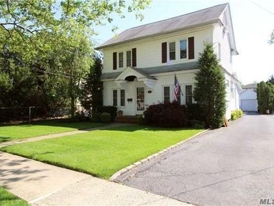 100 Lenox Ave, Lynbrook, NY, 11563