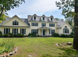10 Town Clerk Ln, Killingworth, CT 06419