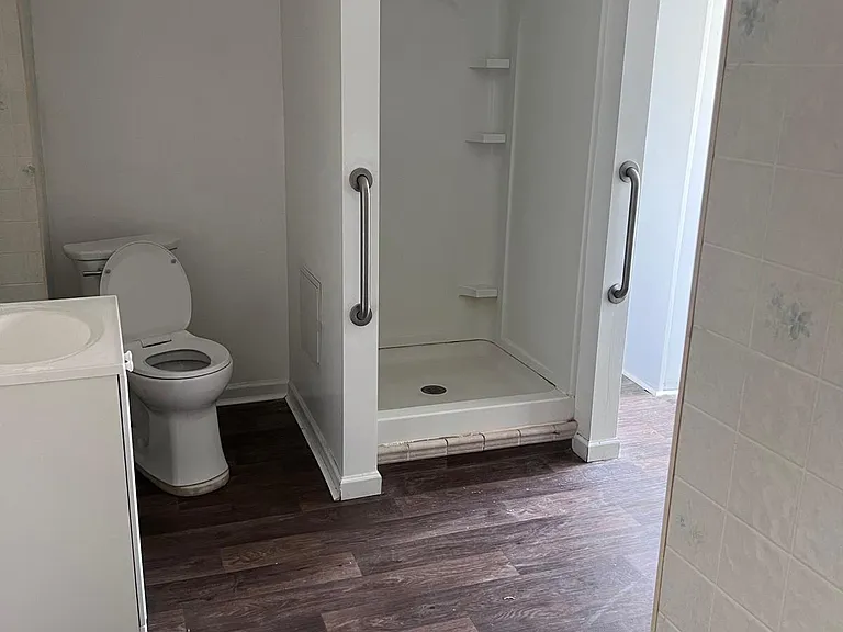 505 N Pitt St #1 — Photo 8