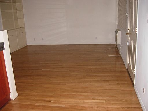 2nd image of 1122 Hope St APT 2