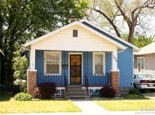 1123 State St, Salina, KS 67401