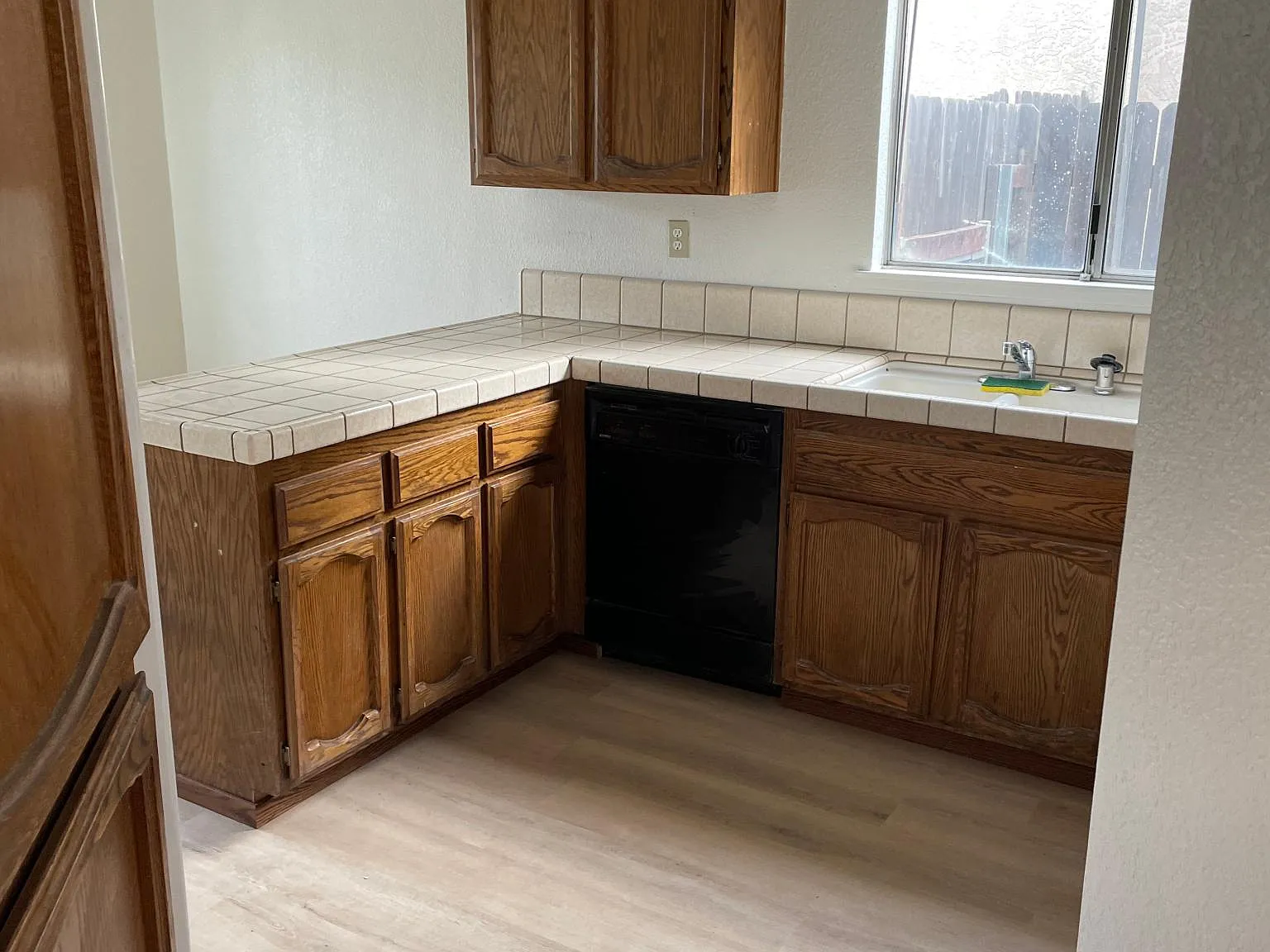 4264 Chinquapin Way — Photo 3