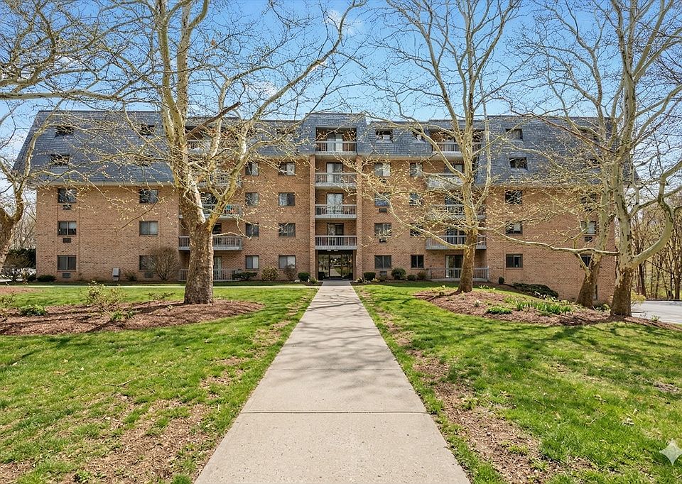 1st image of 65 Commons Dr Unit 506