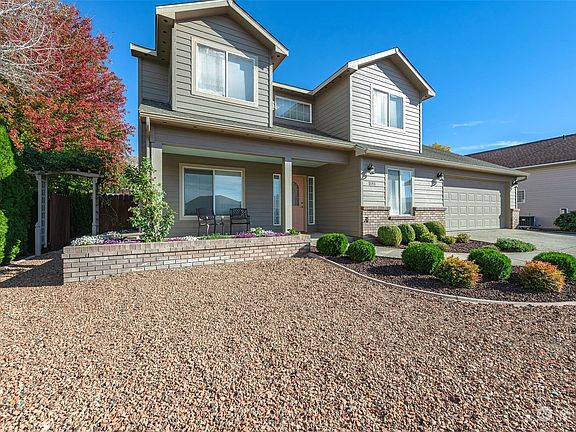 4th image of 223 McCauley Court