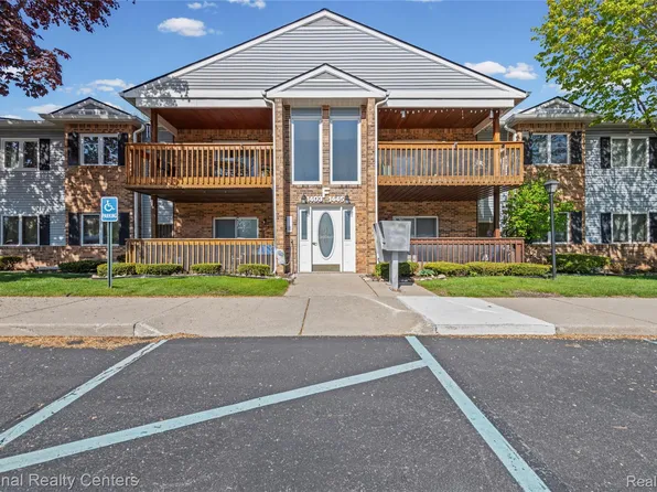 1421 Shoemaker Dr, Westland, MI 48185
