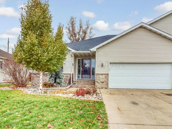 3545 Woodbury Ct S, Fargo, ND 58103