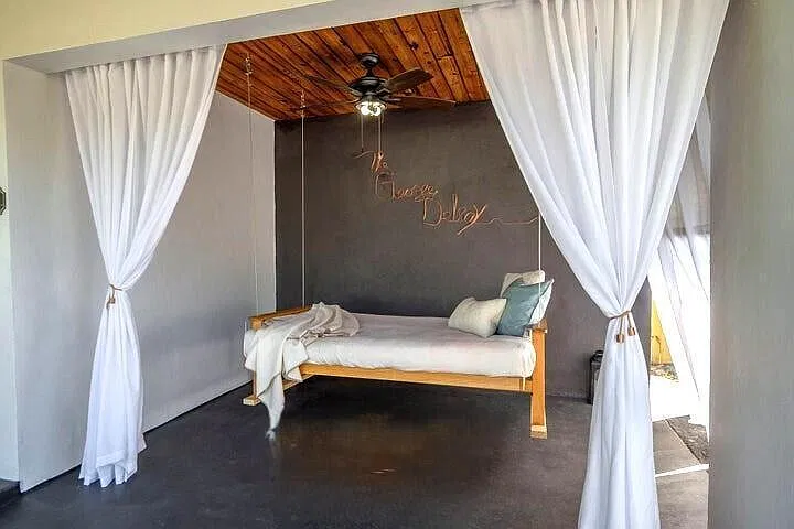 3 bed, 2.0 bath, 1554 sqft, $2,800 — Photo 4