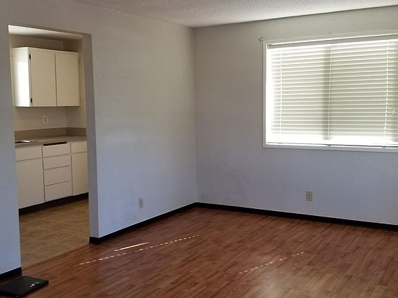2nd image of 518 W Oregon Ave APT 11