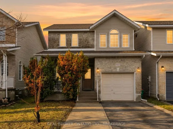 942 Bluffwood Ave, Kingston, ON K7K 7K4
