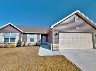 11304 Mossy Creek Ct, Louisville, KY 40229