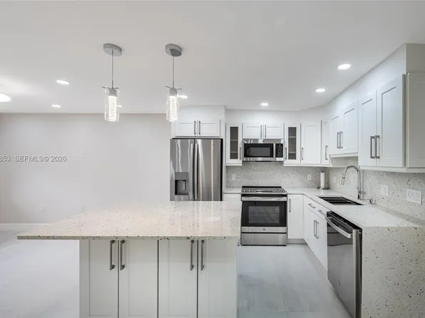 102 Upminster E #102, Deerfield Beach, FL 33442