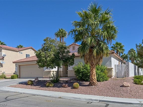 2nd image of 6302 Shadow Oak Dr