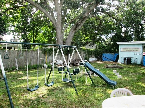 2nd image of 602 Beverly Dr