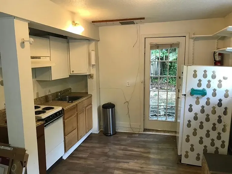 116 Kenan St — Photo 3