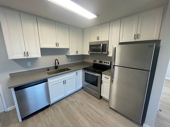 2nd image of 4109 Kansas St #3