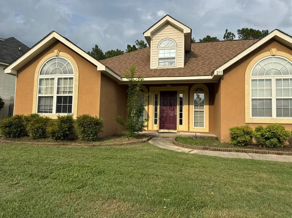 251 Swallow Lake Dr, North Augusta, SC 29841