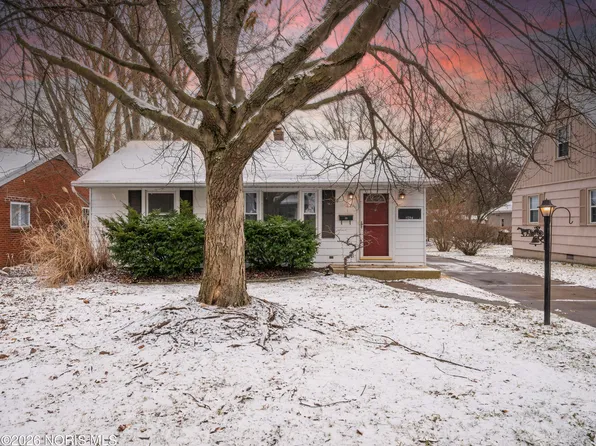 5754 Harvest Ln, Toledo, OH 43623