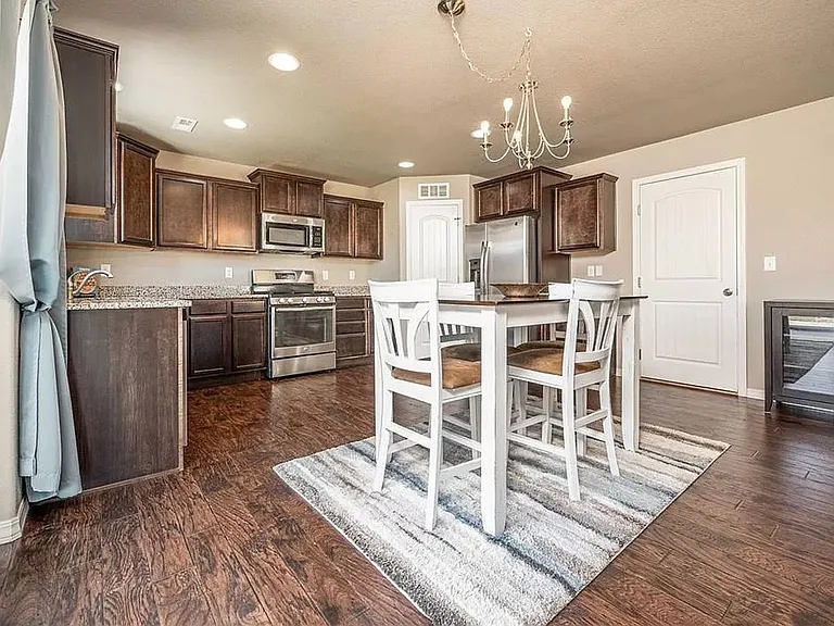 8884 Vanderwood Rd — Photo 27