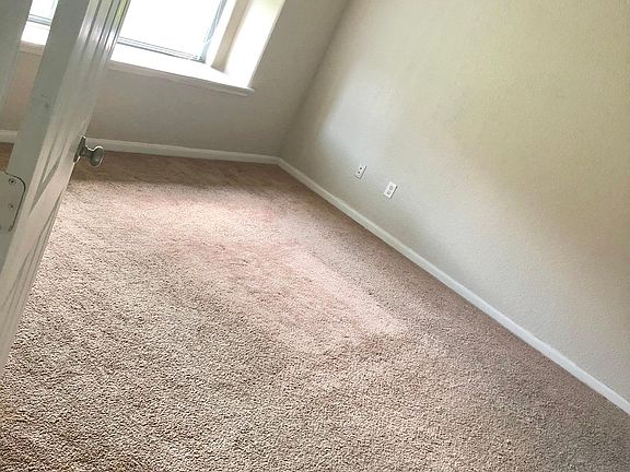 5th image of 18410 Sunrise Maple Dr