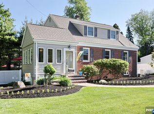 620 Ridgewood Rd, Township Of Washington, NJ 07676