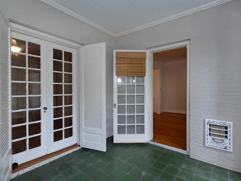 1521 Dixon Dr — Photo 9