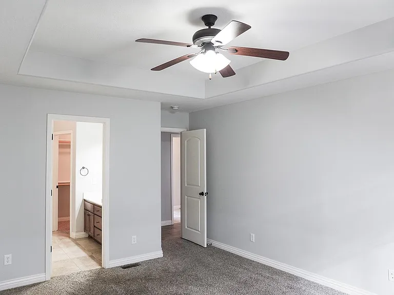 2604 W Garton Rd — Photo 20