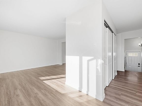 2nd image of 8914 162nd St NW