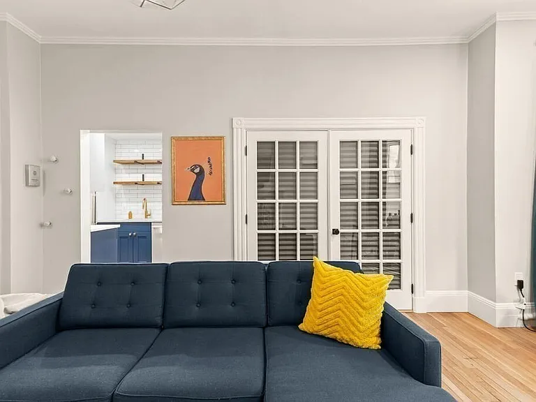 473 Beacon St #5 — Photo 8