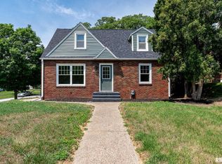 2404 Warren St, Davenport, IA 52804