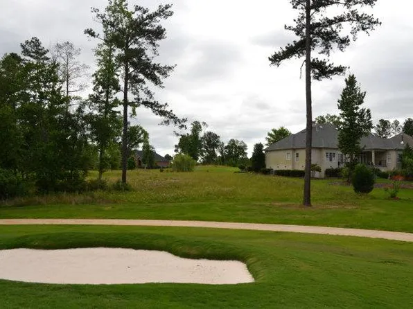 2802 Stonybrook Rd, Opelika, AL 36804
