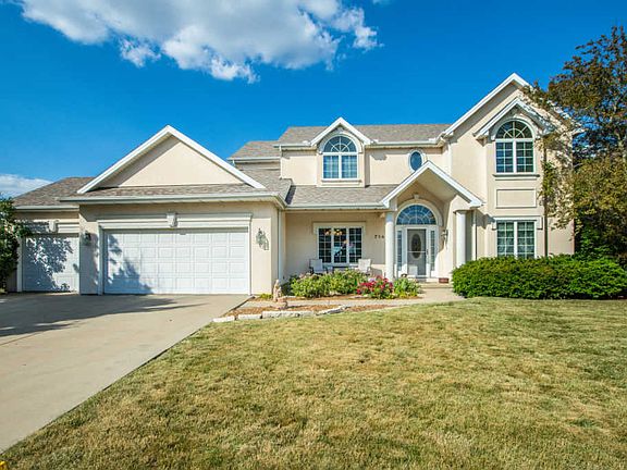 2nd image of 714 Ironwood Cc Dr