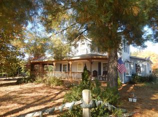 10389 E Gretna Rd, Gretna, VA 24557