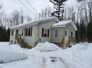 218 Mineral Springs Rd, Peru, ME 04290