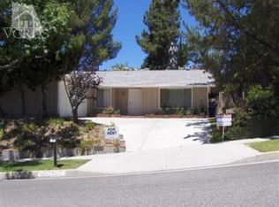 5433 Parkmor Rd, Calabasas, CA 91302