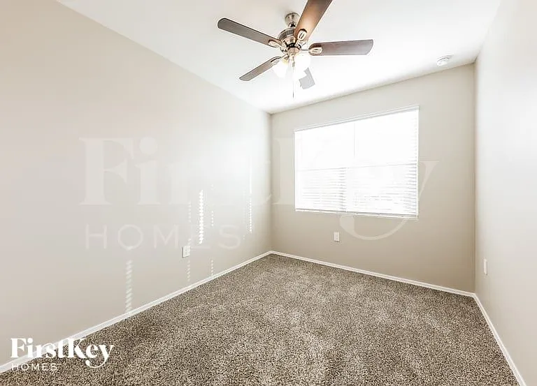 18442 W Faye Way — Photo 12