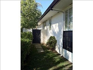 4th image of 1621 N Laurel Ave
