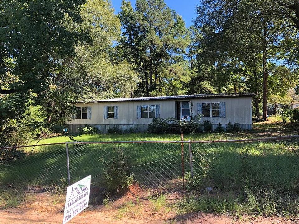 1st image of 111 NE Avenue Pl E