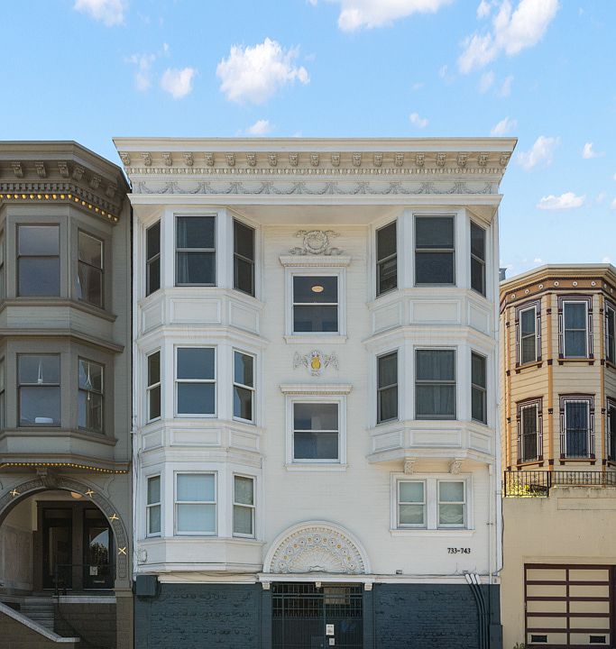 1st image of 737 Waller St #737