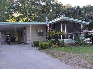 69 Hillcrest Ln, Leesburg, FL 34748