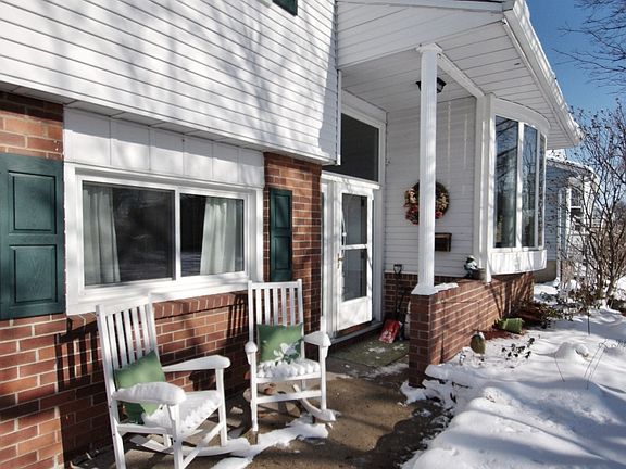 3rd image of 1629 Rockhurst Ave