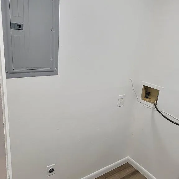 1527 Miami Ave — Photo 18