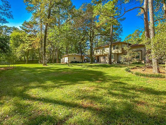 Enjoy this 3/4 acre lot. Great for all your backyard needs barbecues, soccer games, you name it you have the space for it!