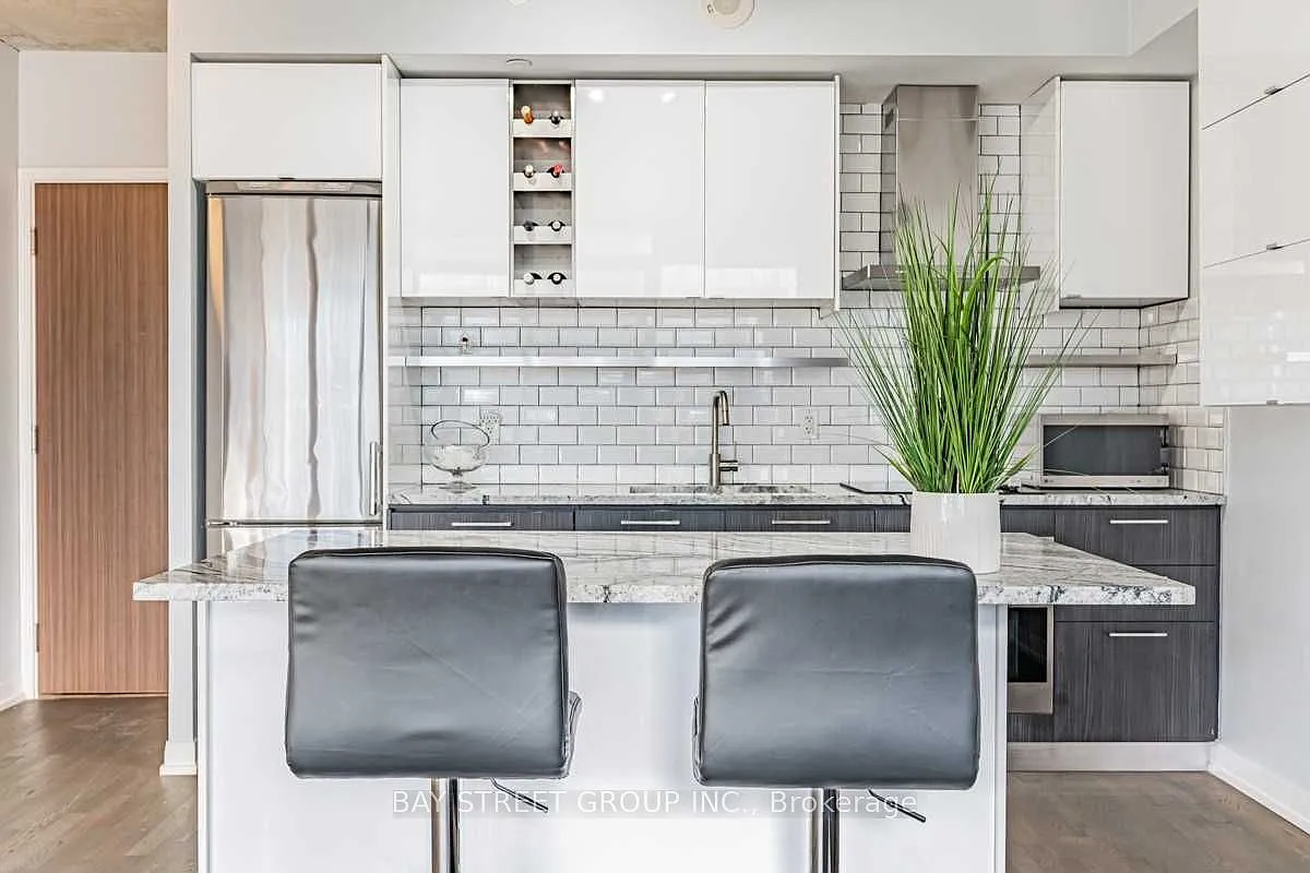 2 bed, $3,500 — Photo 2