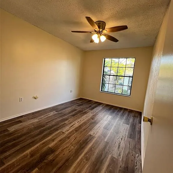 6043 Village Cir #6043 — Photo 9
