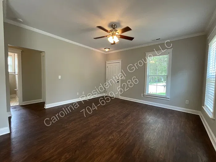 3 bed, 2.0 bath, 1607 sqft, $2,350 — Photo 4