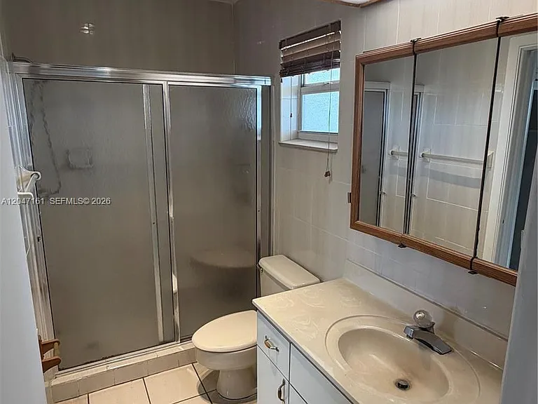 2880 NE 203rd St #32 — Photo 2