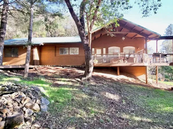 2595 E Evans Creek Rd, Rogue River, OR 97537
