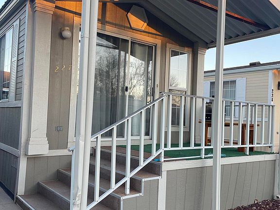 2nd image of 227 Raquel