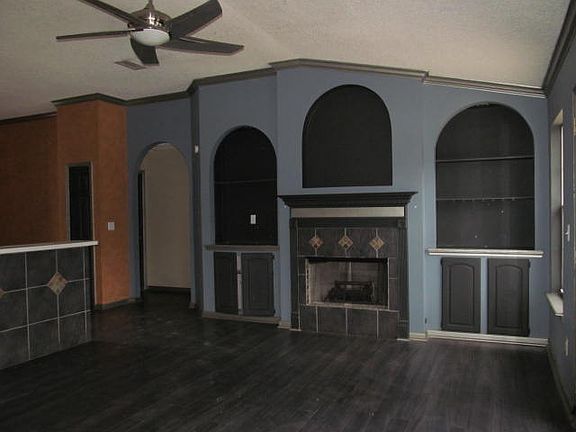4th image of 350 Sandy Bottom Ct