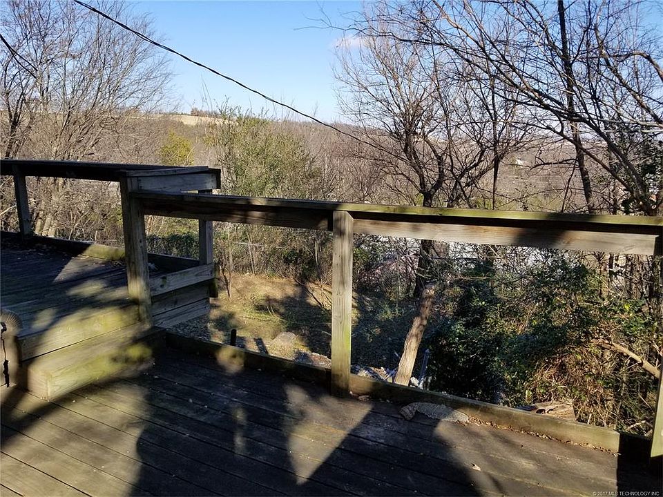2nd image of 241 W Zion St